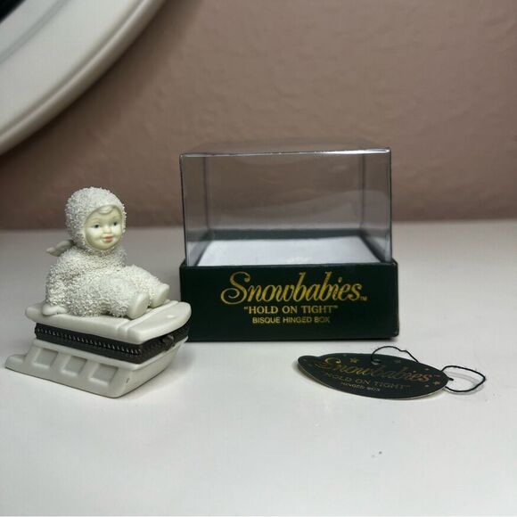 3/$20 Snowbabies Hold on Tight Hinged Box - Picture 3 of 13